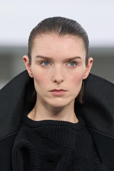 Look 98